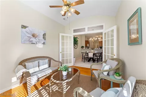 5645 Clingan Rd #15A, Struthers, OH 44471 photo 9