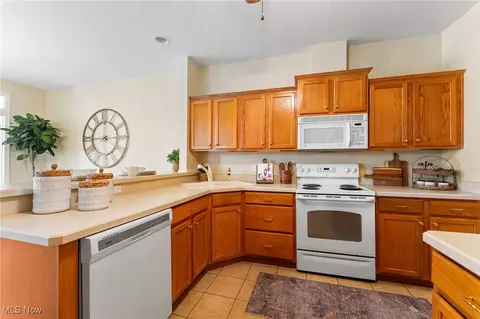5645 Clingan Rd #15A, Struthers, OH 44471 photo 17