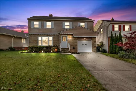 23970 Glenbrook Blvd, Euclid, OH 44117