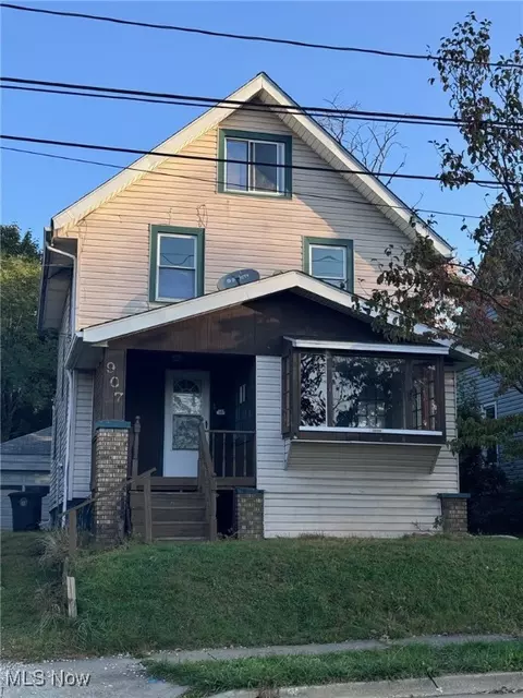 907 Battles Ave, Akron, OH 44314