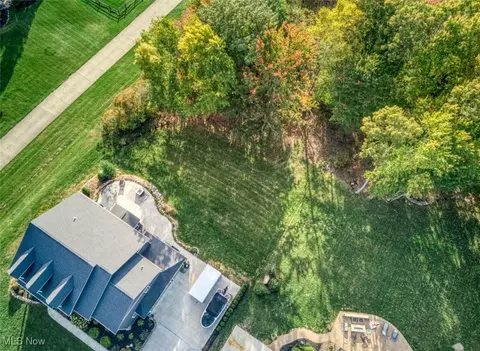 View/Area - 715 Nancy Dr, Aurora, OH 44202 photo 1 of 4