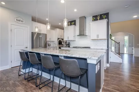 Kitchen - 715 Nancy Dr, Aurora, OH 44202 photo 1 of 4