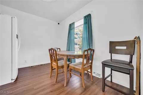 Dining - 657 Easter Ave, Akron, OH 44307 photo 2 of 2