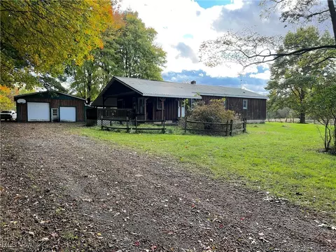 6502 Richardson Rd, Conneaut, OH 44030