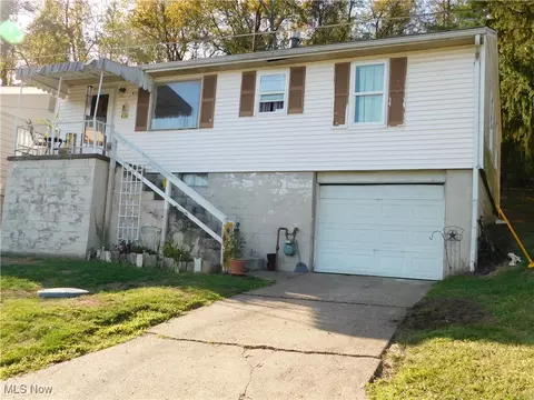 69740 Ohio St, Martins Ferry, OH 43935