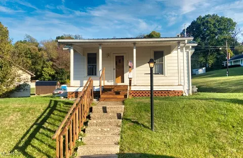 524 N 16th, Coshocton, OH 43812