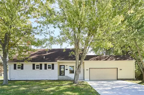 4257 N Gilwood Dr, Stow, OH 44224