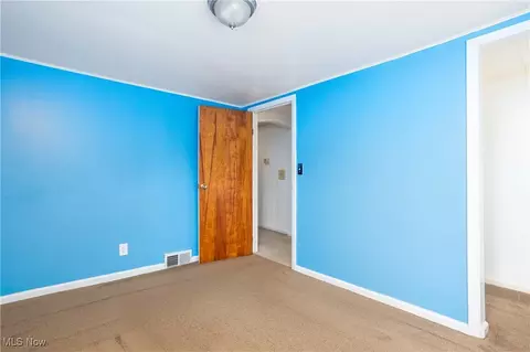 Bedroom - 4057 State Rd, Akron, OH 44319 photo 2 of 4
