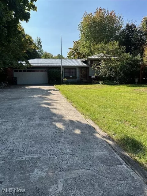 5296 Lockwood Road Rd, Madison, OH 44057