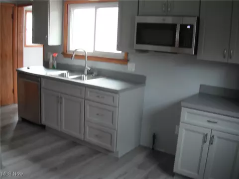 270 N Ridge Rd E, Lorain, OH 44055 photo 24