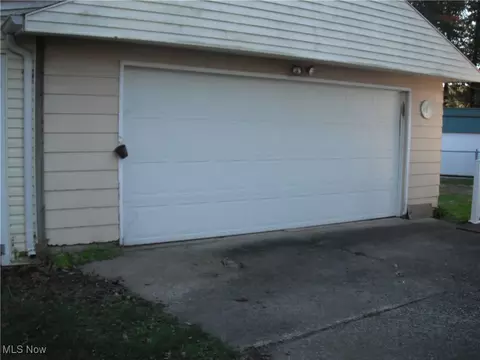 270 N Ridge Rd E, Lorain, OH 44055 photo 3