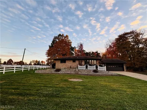 12690 Sally St SW, Massillon, OH 44647