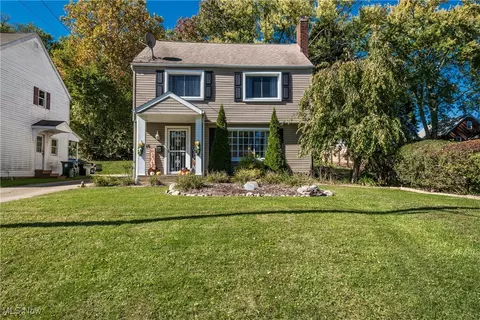 3745 Yale Ave NW, Canton, OH 44709