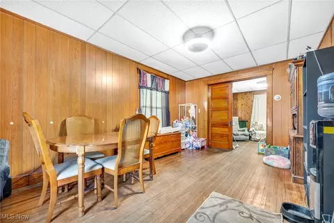 Dining - 633 Lake Ave, Elyria, OH 44035 photo 1 of 1