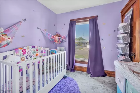 Bedroom - 633 Lake Ave, Elyria, OH 44035 photo 2 of 8