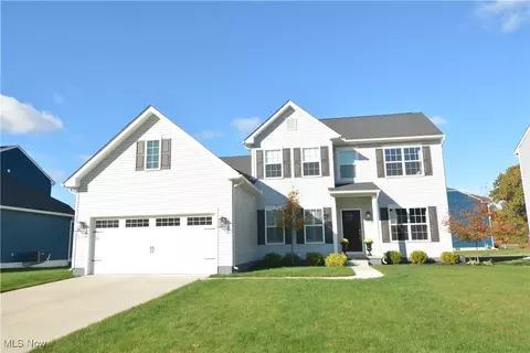 8108 Ashford Cir, North Ridgeville, OH 44039