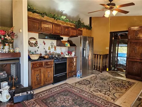 3100 Austinburg Rd, Ashtabula, OH 44004 photo 2