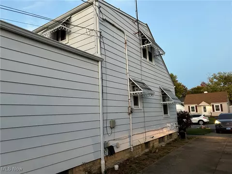 232 Hawthorne St, Elyria, OH 44035 photo 19