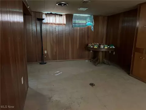 232 Hawthorne St, Elyria, OH 44035 photo 12