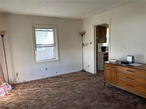 232 Hawthorne St, Elyria, OH 44035 photo 10
