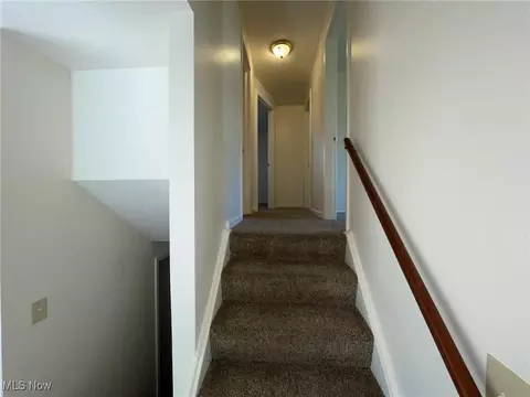 708 Georgetown Ave, Elyria, OH 44035 photo 18