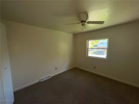 708 Georgetown Ave, Elyria, OH 44035 photo 25
