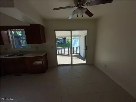 708 Georgetown Ave, Elyria, OH 44035 photo 10