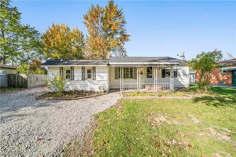 954 E 349th St, Eastlake, OH 44095