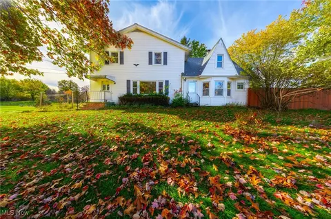 8352 State Rd, North Royalton, OH 44133