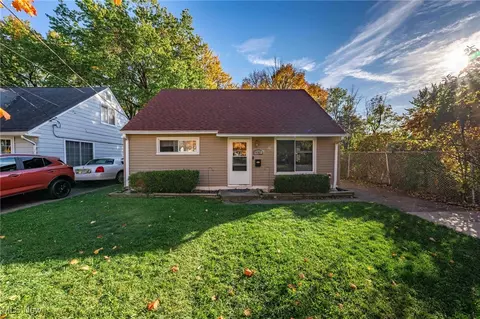 4015 Archmere Ave, Cleveland, OH 44109