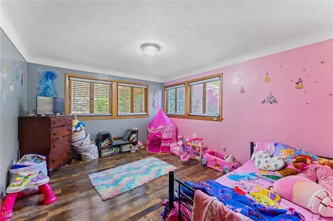 74 Robin Hood Dr, Youngstown, OH 44511 photo 27