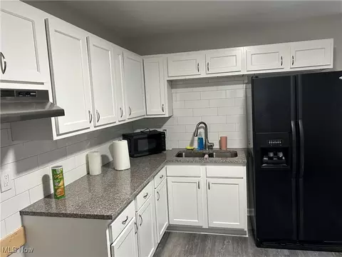 Kitchen - 624 Boston Ave, Elyria, OH 44035 photo 1 of 1