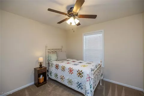 Bedroom - 113 Westminster Way, Elyria, OH 44035 photo 6 of 7