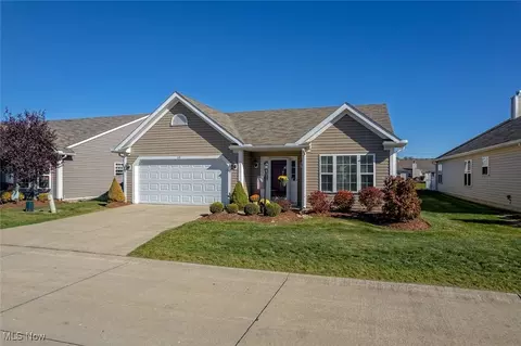Exterior - 113 Westminster Way, Elyria, OH 44035 photo 2 of 4