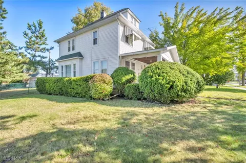 Exterior - 200 Princeton Ave, Elyria, OH 44035 photo 8 of 16