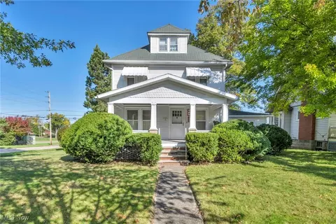 200 Princeton Ave, Elyria, OH 44035