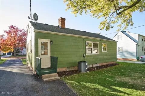 805 E 258th St, Euclid, OH 44132 photo 21