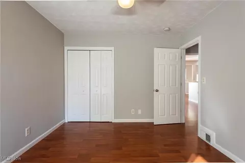 7077 Barton Dr, Mentor, OH 44060 photo 12