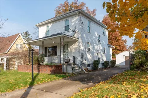 213 Jennings Ave, Cuyahoga Falls, OH 44221