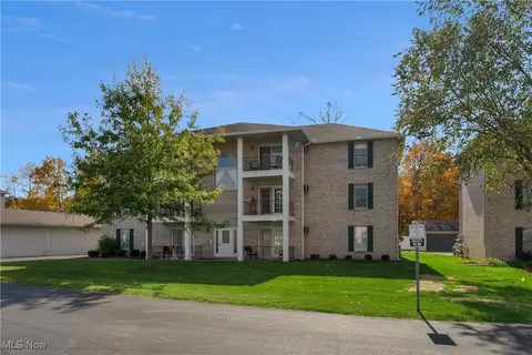 Other - 7398 Eisenhower Dr #4, Boardman, OH 44512 photo 3 of 10
