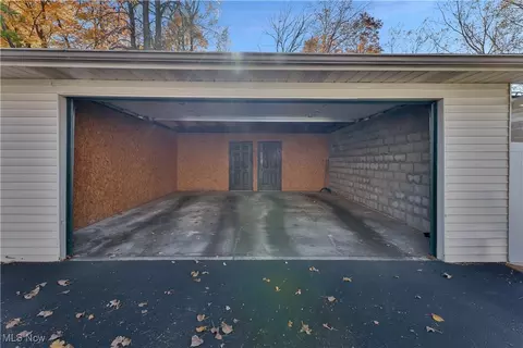 Other - 7398 Eisenhower Dr #4, Boardman, OH 44512 photo 9 of 10