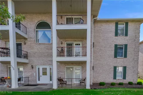 Other - 7398 Eisenhower Dr #4, Boardman, OH 44512 photo 4 of 10