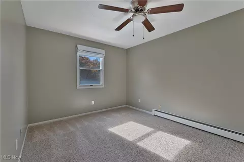 Bedroom - 7398 Eisenhower Dr #4, Boardman, OH 44512 photo 4 of 5