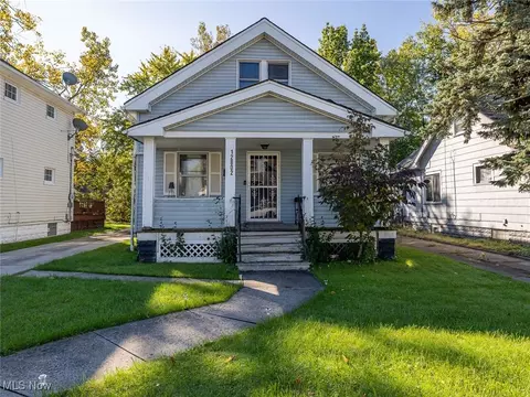 12802 Melgrove Ave, Cleveland, OH 44105
