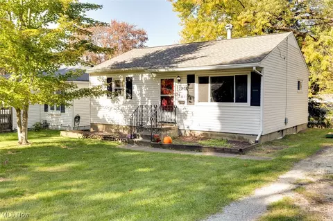 1203 Leonard Blvd, Kent, OH 44240