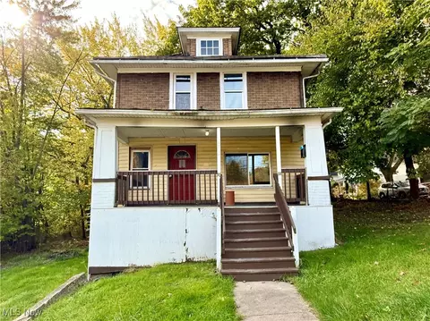 1020 5th Ave, Akron, OH 44306