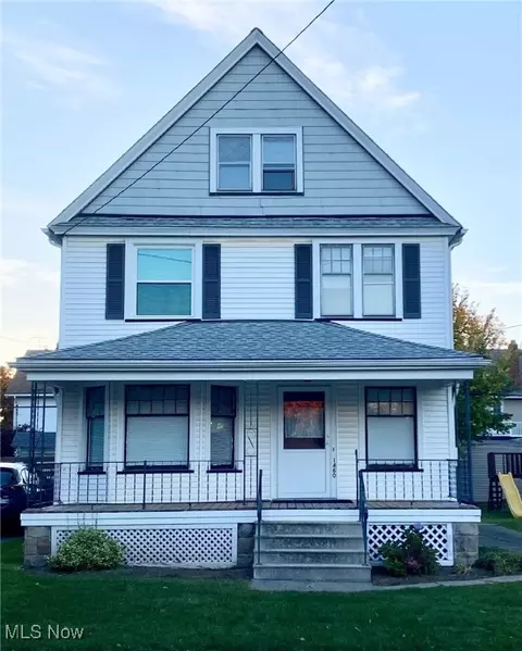 1460 Cordova Ave, Lakewood, OH 44107