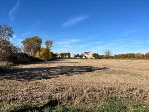 Wolf Road, Mansfield, OH 44903 photo 2