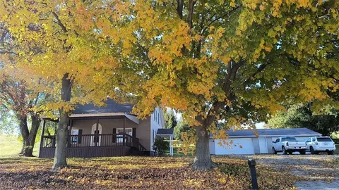 25167 County Road 10, Coshocton, OH 43812