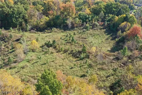Erie Avenue Nw, Massillon, OH 44646